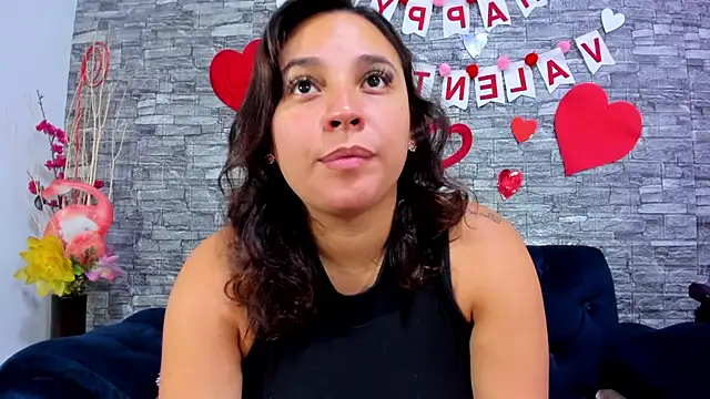 LizzRouse online show from February 10, 2025, 9:47 pm