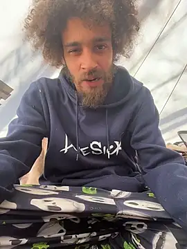 Mrvanillaa online show from April 5, 2026, 9:34 pm