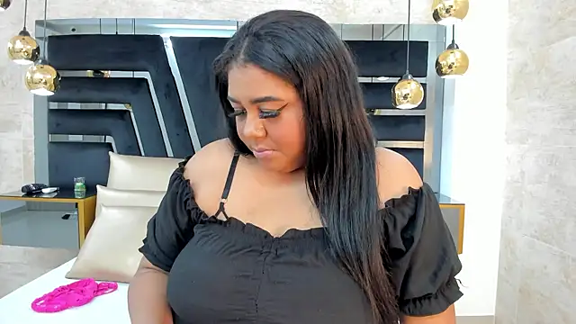 BiancaFollerach online show from February 6, 2025, 11:32 am