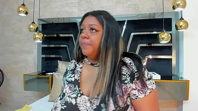 BiancaFollerach online show from March 15, 2025, 11:40 am