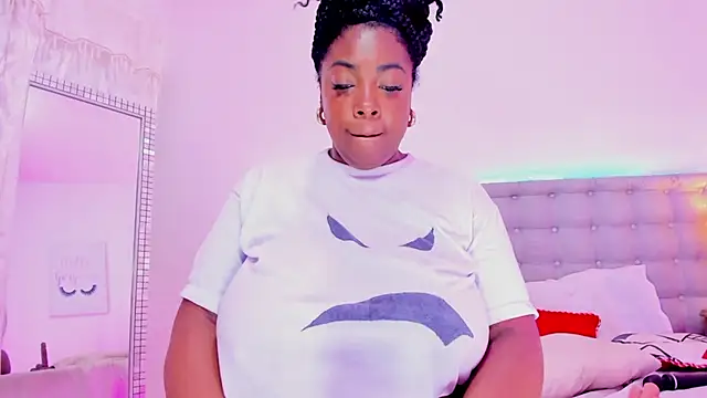 laqquishax online show from February 2, 2025, 9:13 pm