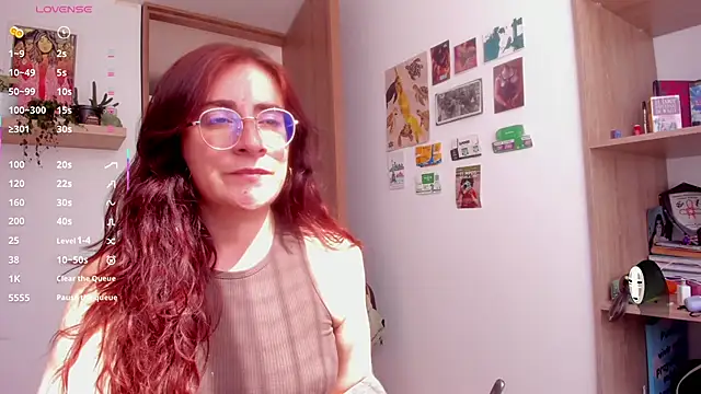 Snapshot of linda_giggle chatting on June 11, 2026, 2:15 pm linda giggle online show from June 11, 2026, 2:15 pm