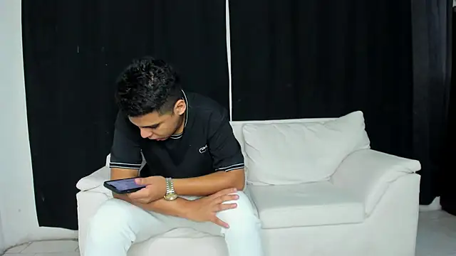 self love46 online show from October 21, 2025, 8:53 pm