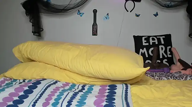 ThickAssRena online show from February 4, 2025, 10:13 pm