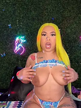 ThickAssRena online show from March 15, 2026, 8:20 am