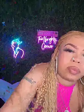 ThickAssRena online show from May 21, 2026, 10:06 pm