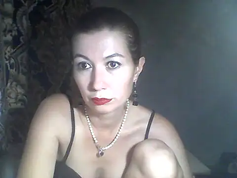 Snapshot of Olesja chatting on October 7, 2025, 6:38 pm Olesja online show from October 7, 2025, 6:38 pm