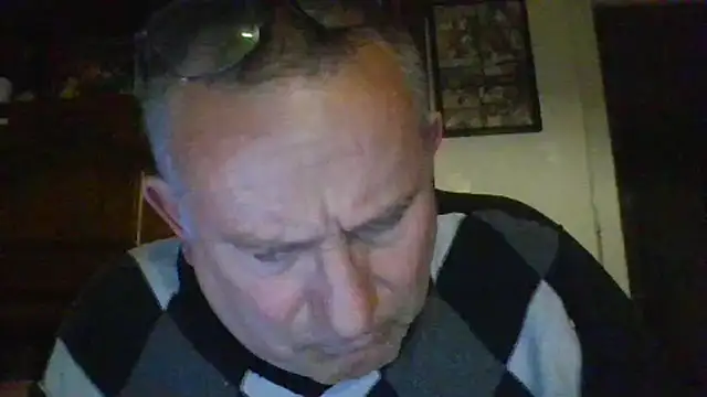 Snapshot of jeanlulu chatting on March 22, 2025, 9:10 pm jeanlulu online show from March 22, 2025, 9:10 pm