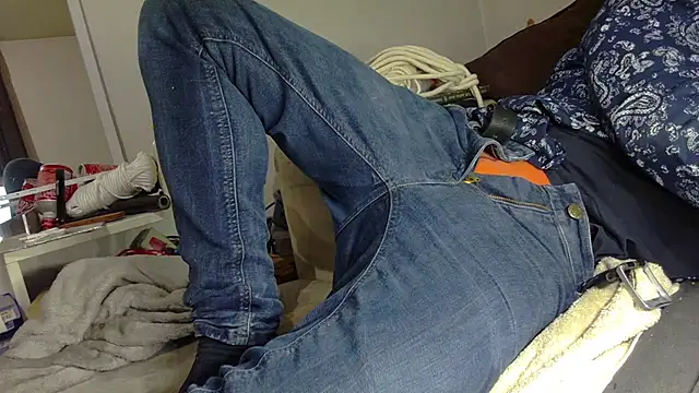 mike30nbg online show from October 15, 2025, 8:42 pm