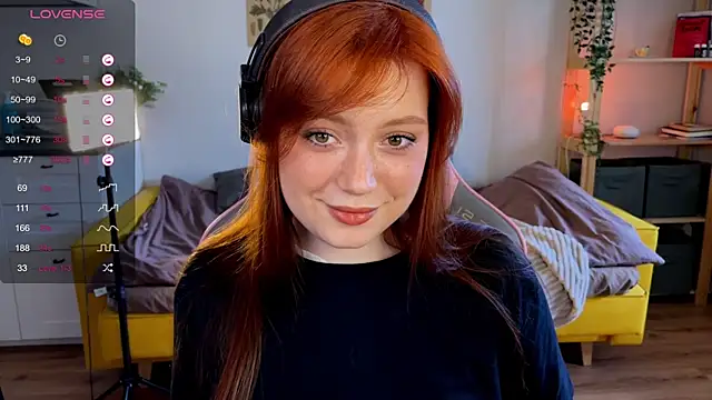 Snapshot of Sofy_Benson chatting on May 16, 2026, 1:32 pm Sofy Benson online show from May 16, 2026, 1:32 pm