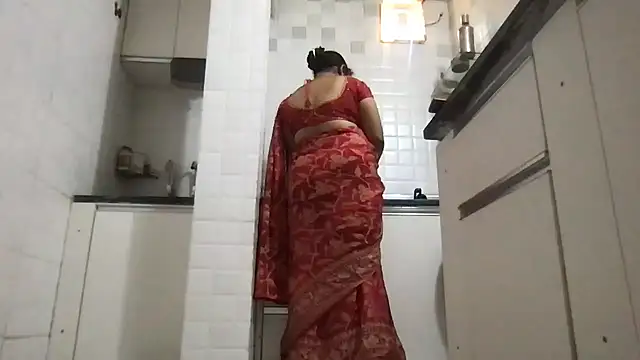 Riyasingh9 online show from April 1, 2026, 4:57 am