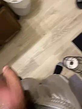 Snapshot of Nando49_ chatting on February 12, 2025, 7:02 am Nando49 online show from February 12, 2025, 7:02 am