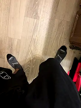 Snapshot of Nando49_ chatting on November 30, 2025, 5:17 pm Nando49 online show from November 30, 2025, 5:17 pm