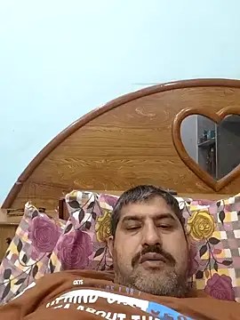Snapshot of Amandev7 chatting on March 16, 2026, 4:44 pm Amandev7 online show from March 16, 2026, 4:44 pm