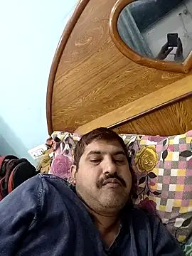 Snapshot of Amandev7 chatting on March 26, 2026, 1:44 am Amandev7 online show from March 26, 2026, 1:44 am
