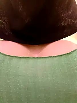 Snapshot of Charmoota_arab chatting on March 14, 2025, 8:06 pm Charmoota arab online show from March 14, 2025, 8:06 pm