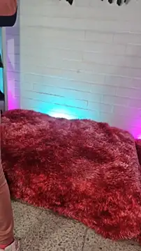 louise nails online show from April 14, 2026, 12:00 pm