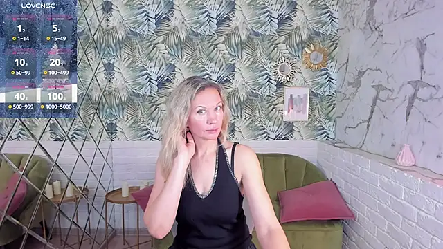 NancyGrace online show from December 18, 2024, 8:20 am