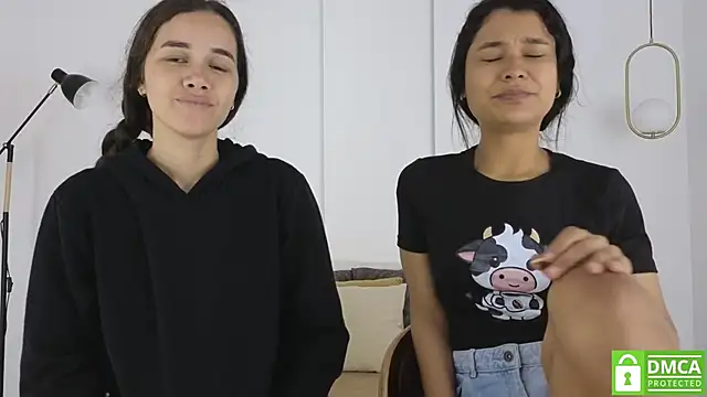 sexychanell 18 online show from December 22, 2025, 1:19 pm