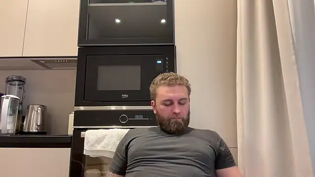 Snapshot of Bear_bear_ chatting on March 18, 2026, 2:42 pm Bear bear online show from March 18, 2026, 2:42 pm