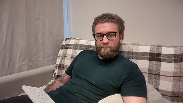 Snapshot of Bear_bear_ chatting on June 10, 2026, 10:03 am Bear bear online show from June 10, 2026, 10:03 am