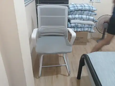 xTheLastVIRGINx online show from April 1, 2026, 2:36 pm