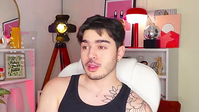 Snapshot of Arkaikomz chatting on November 15, 2025, 10:59 pm Arkaikomz online show from November 15, 2025, 10:59 pm