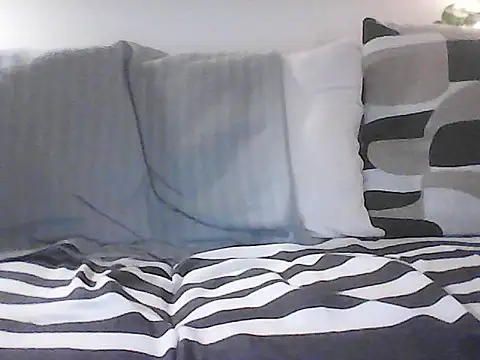 Snapshot of Malcomvs97 chatting on February 3, 2026, 2:53 am Malcomvs97 online show from February 3, 2026, 2:53 am