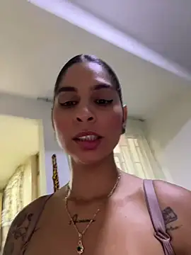 charlotte stevenss  online show from March 19, 2025, 4:55 pm