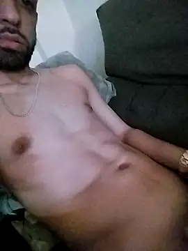 TuuMorenazo27 online show from April 20, 2026, 8:50 am