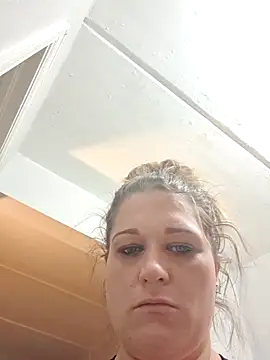 MrandMrs Reigns online show from November 14, 2025, 11:46 pm