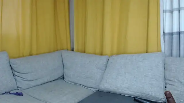 BELINDAXXXXX online show from October 26, 2025, 3:51 pm