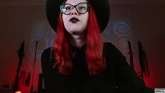 Amanita  Pantherina online show from December 3, 2024, 1:54 pm