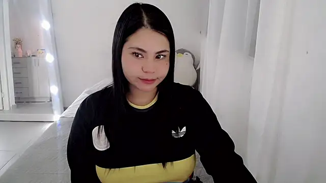 Snapshot of Youlittlepervertt_ chatting on June 28, 2026, 3:34 am Youlittlepervertt online show from June 28, 2026, 3:34 am