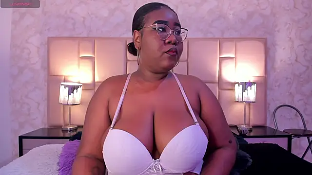 Darnellqueen online show from January 25, 2025, 4:23 am