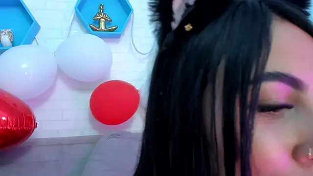 Helenn monroy1 online show from February 3, 2025, 5:46 pm