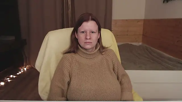 Snapshot of Exponent_5 chatting on February 27, 2025, 5:58 pm Exponent 5 online show from February 27, 2025, 5:58 pm