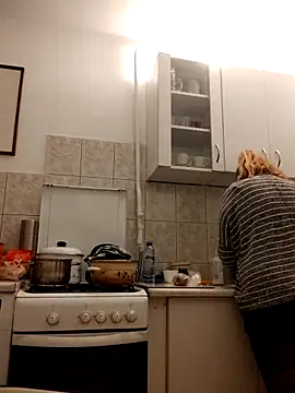 Snapshot of She-devilx chatting on February 17, 2026, 10:49 pm She-devilx online show from February 17, 2026, 10:49 pm