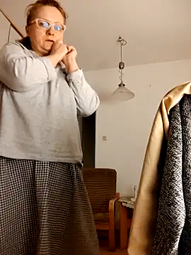 Snapshot of She-devilx chatting on March 14, 2026, 9:31 pm She-devilx online show from March 14, 2026, 9:31 pm