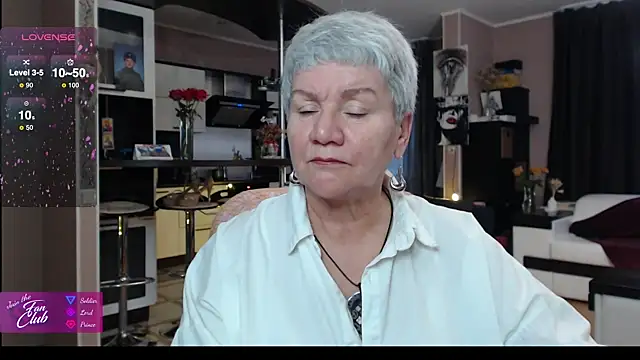 roxana brooks online show from November 6, 2025, 1:12 pm