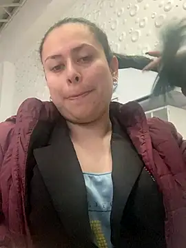 adriluna online show from September 13, 2025, 10:20 pm