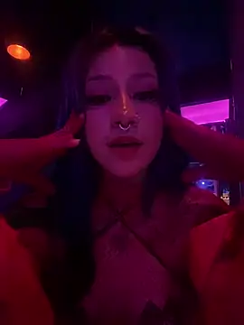 Snapshot of Lucygothic chatting on February 18, 2025, 11:22 am Lucygothic online show from February 18, 2025, 11:22 am