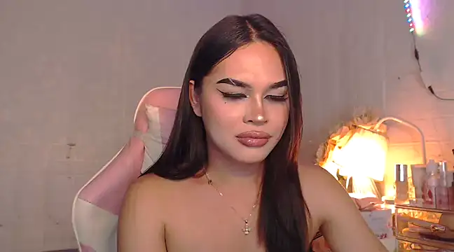 Snapshot of Ashely_Lewis chatting on January 20, 2025, 2:03 pm Ashely Lewis online show from January 20, 2025, 2:03 pm