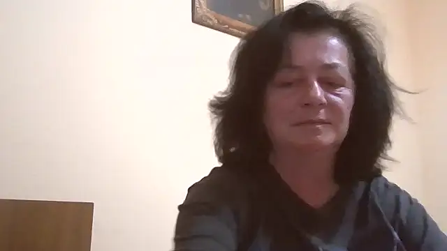 GypsiQueen2 online show from May 22, 2026, 6:13 pm