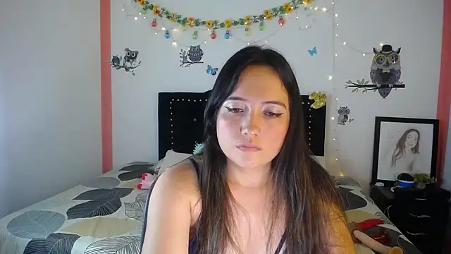 Snapshot of naughty_girl_4u chatting on January 3, 2025, 9:57 pm naughty girl 4u online show from January 3, 2025, 9:57 pm