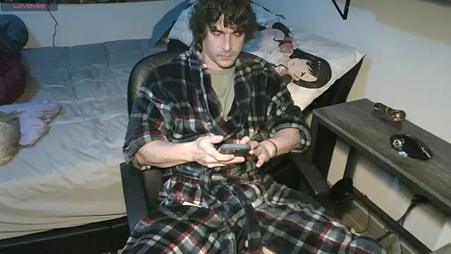 XxBobbyDigitalxX online show from January 17, 2025, 2:18 am