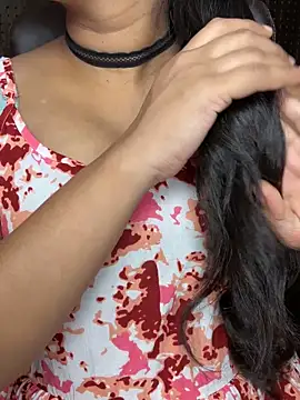 SCHOOL Girl 0 online show from September 10, 2025, 3:23 pm