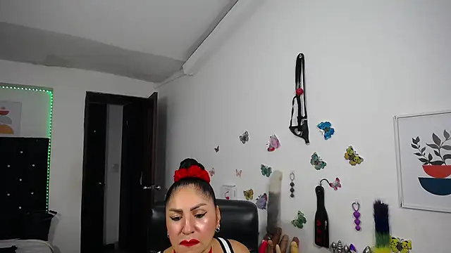 mature bigboobs10 online show from April 1, 2026, 4:02 am