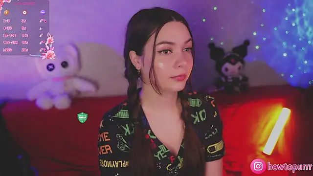 How2Meow online show from October 17, 2025, 4:42 pm