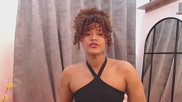 Snapshot of Amelia_bss chatting on July 22, 2026, 2:53 pm Amelia bss online show from July 22, 2026, 2:53 pm